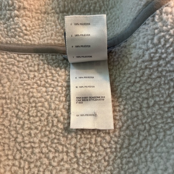 The North Face lightweight Gorp core athleisure camp core hiking jacket - Picture 9 of 16